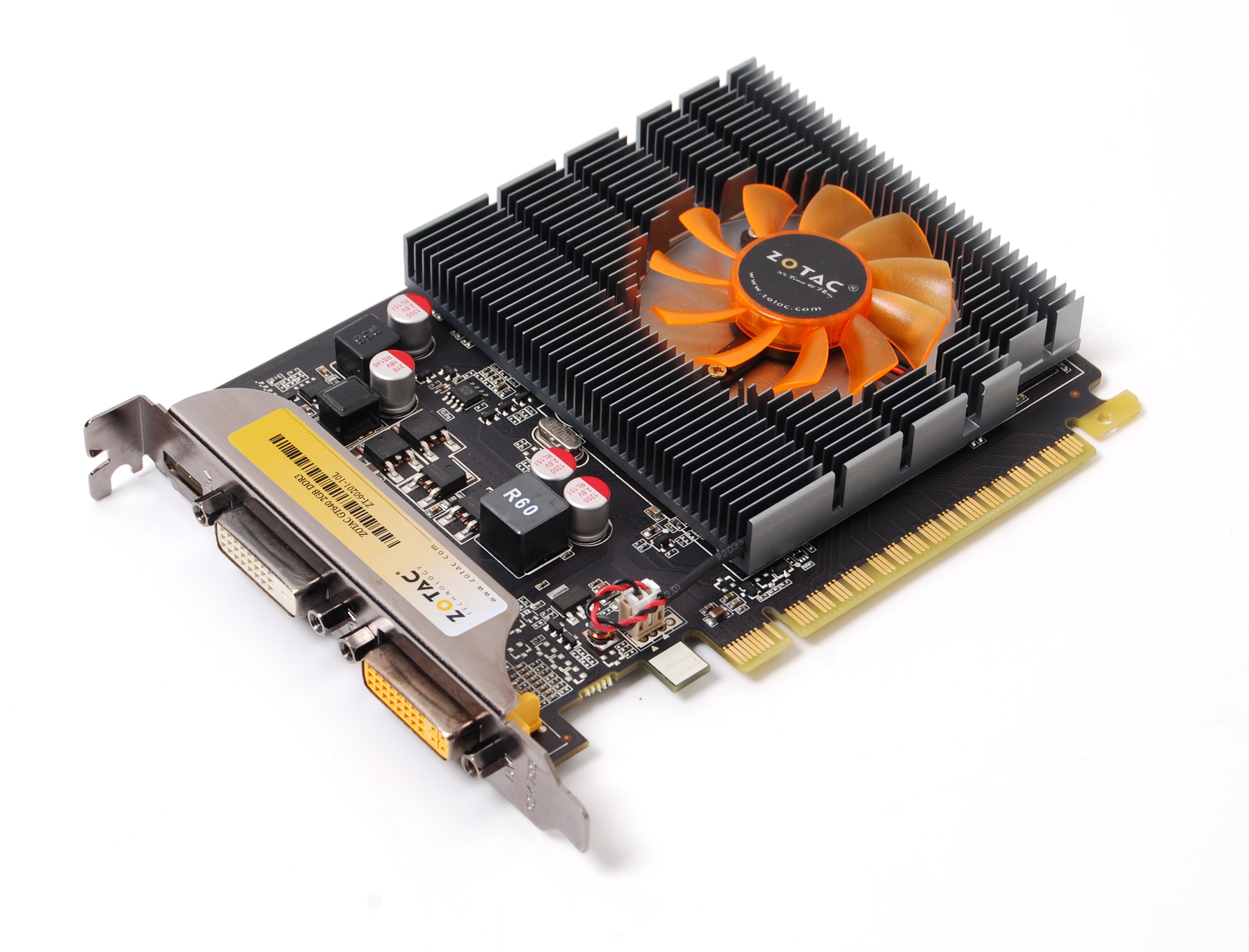 Card đồ hoạ Zotac GT 640 có hiệu năng chơi game, thiết kế, xử lý hình ảnh tốt